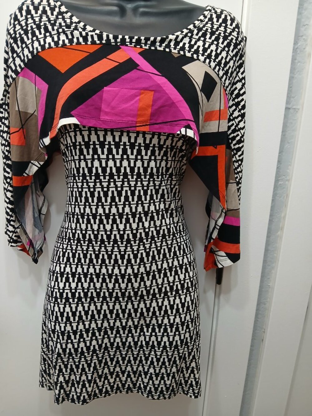 Multiples Geo Tunic/Mini - Picture 7 of 12
